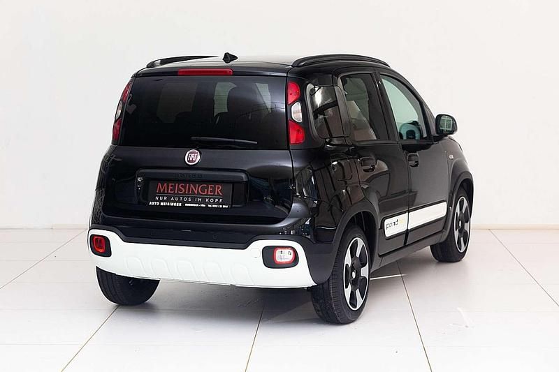 Gebraucht Fiat Panda 69 PS (50 kW) 2024 Schwarz Kleinwagen