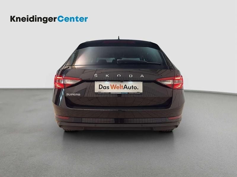 Gebraucht Skoda Superb Ambition 150 PS (110 kW) 2022 Schwarz  metallic Kombi