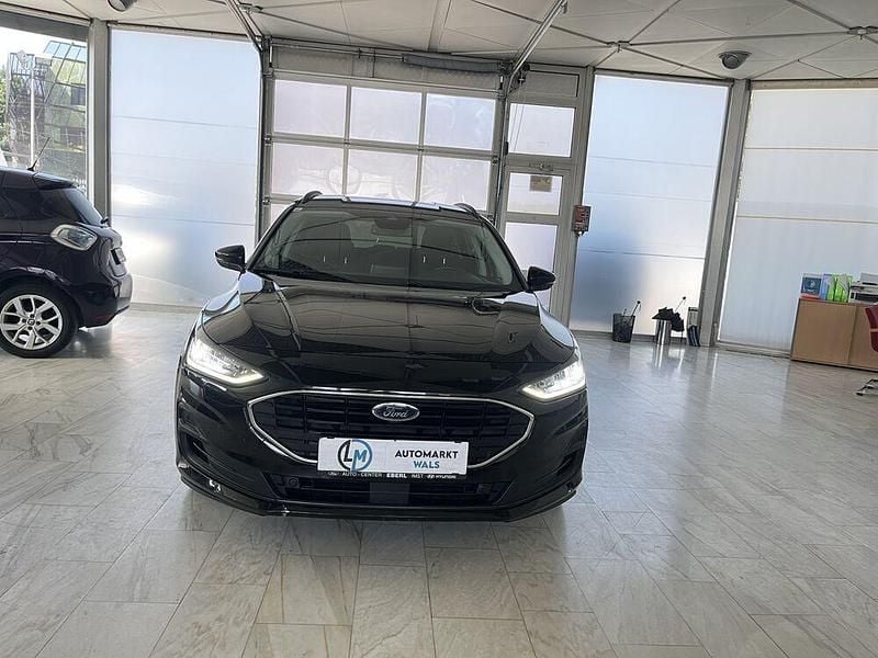 Gebraucht Ford Focus Cool & Connect 120 PS (88 kW) 2022 Schwarz Kombi