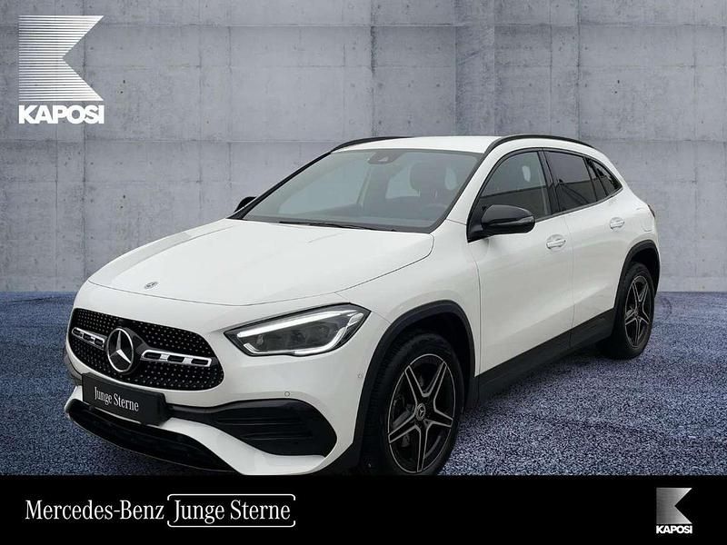 Weiß Gebraucht 2021 Mercedes GLA250 AMG line SUV | € 39.900 (Fairer Preis) - Bild 1/4
