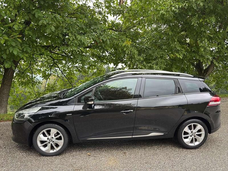 Gebraucht Renault Clio GrandTour LIMITED 90 PS (66 kW) 2016 Schwarz Kombi