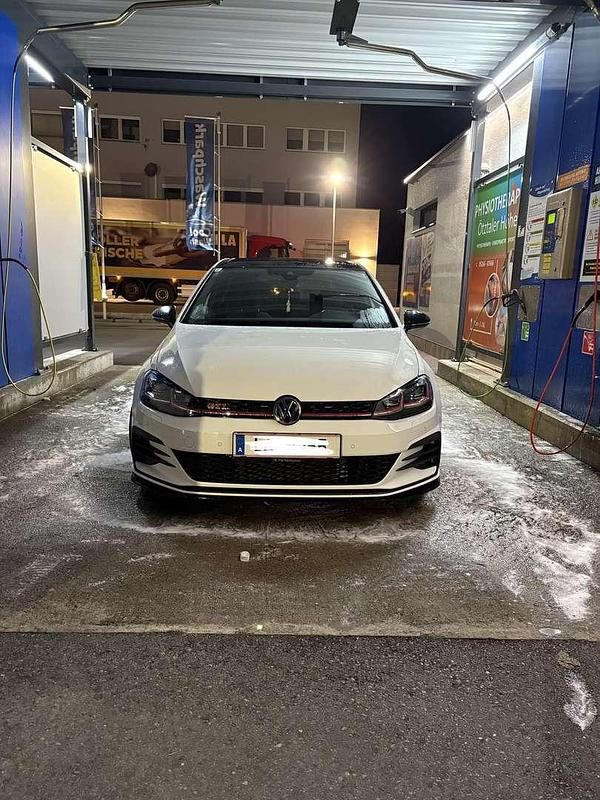Gebraucht VW Golf VII GTI 290 PS (213 kW) 2019 Weiß Limousine