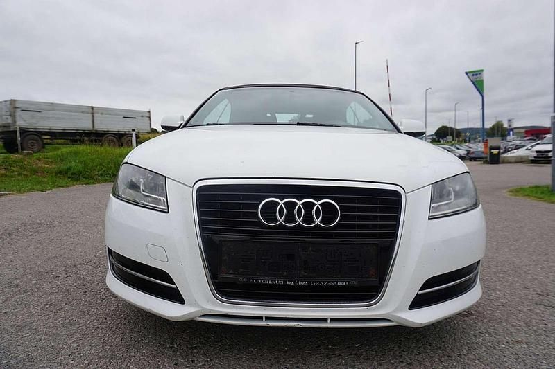 Weiß Gebraucht 2011 Audi A3 Cabriolet Comfort Cabrio | € 4.100 - Bild 1/4