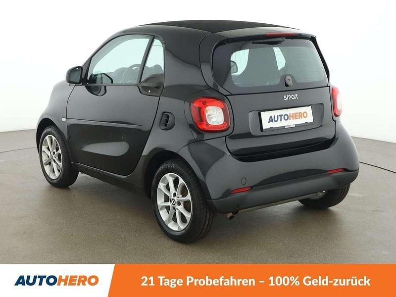 Gebraucht Smart ForTwo Coupé Basis 71 PS (52 kW) 2018 Schwarz Kleinwagen