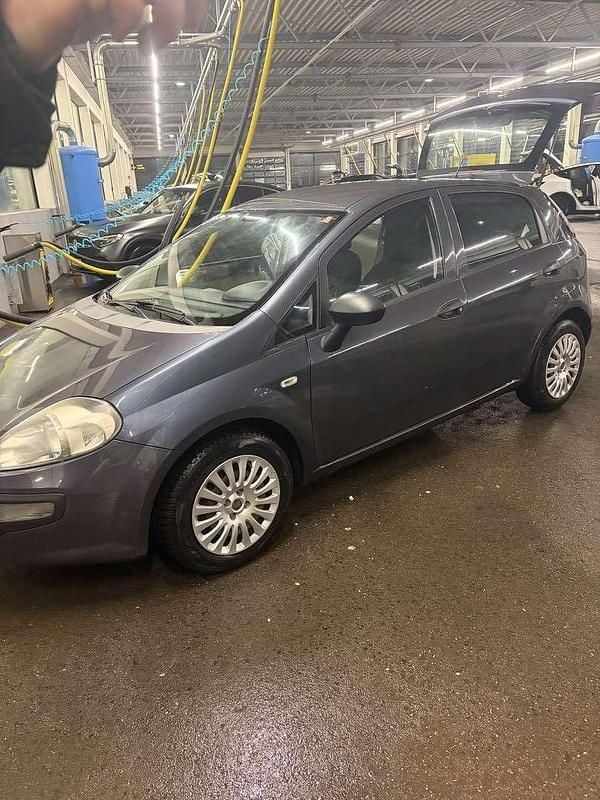 Gebraucht Fiat Punto Evo 75 PS (55 kW) 2011 Kleinwagen