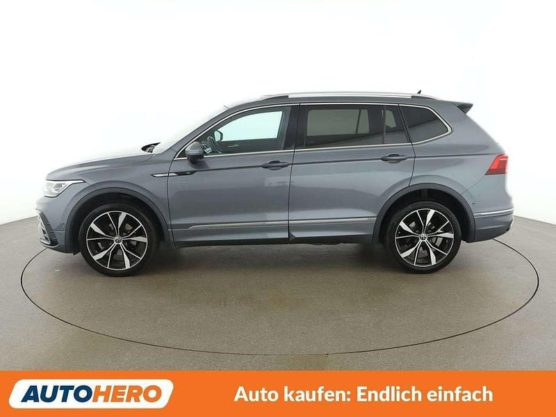 Gebraucht VW Tiguan Allspace R-line 150 PS (110 kW) 2022 Grau SUV