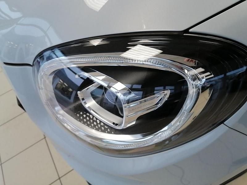 Neu Leapmotor T03 69 kW (95 PS) 2025 Silber Kleinwagen