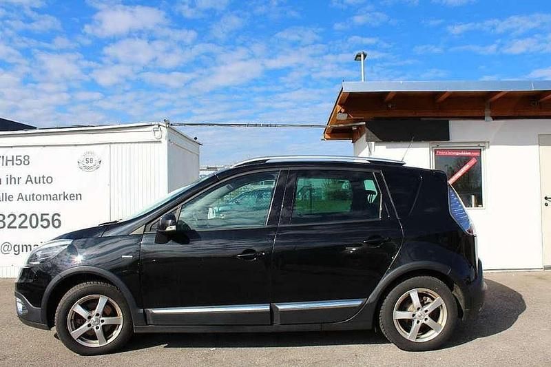 Gebraucht Renault Scénic III Bose Edition 110 PS (80 kW) 2014 Schwarz Van / Kleinbus