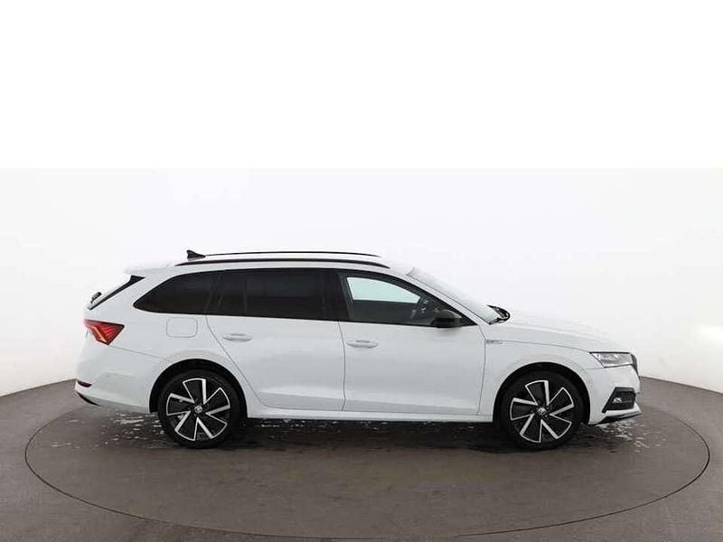 Gebraucht Skoda Octavia SportLine 150 PS (110 kW) 2022 Weiß Kombi