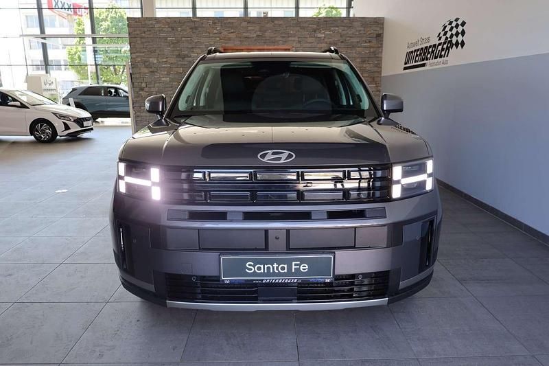 Neu Hyundai Santa Fe 253 PS (186 kW) 2025 Grau SUV