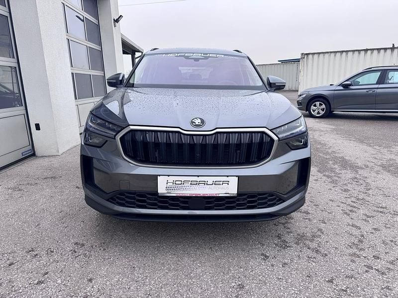 Neu Skoda Kodiaq Selection 150 PS (110 kW) 2026 Mittelgrau  metallic SUV