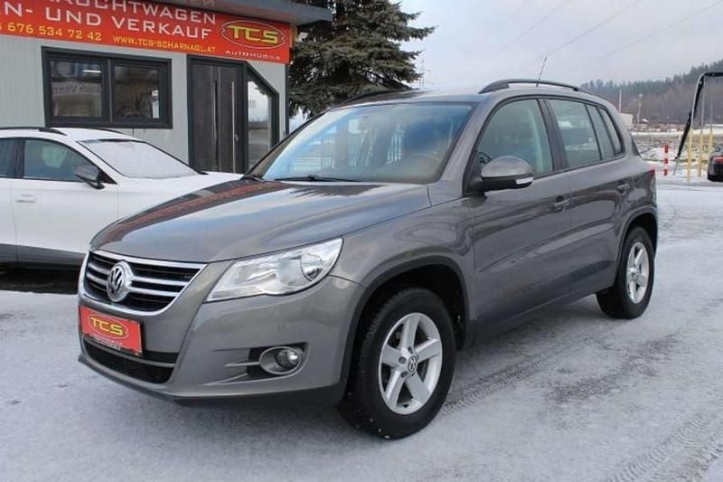 Grau Gebraucht 2009 VW Tiguan Trendline SUV | € 7.990 (Fairer Preis) - Bild 1/4