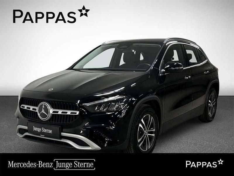 Gebraucht Mercedes GLA180 Edition 136 PS (100 kW) 2024 Schwarz SUV