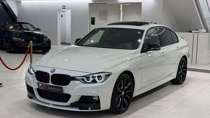 Weiß Gebraucht 2017 BMW 340 M Sport Limousine | € 42.900 - Bild 1/4