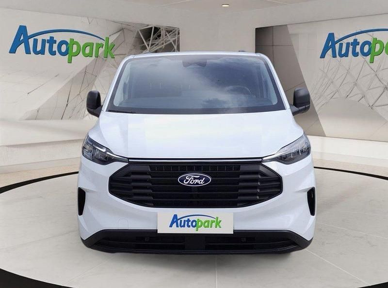 Neu Ford Transit Custom Trend 136 PS (100 kW) 2025 Weiß Van / Kleinbus