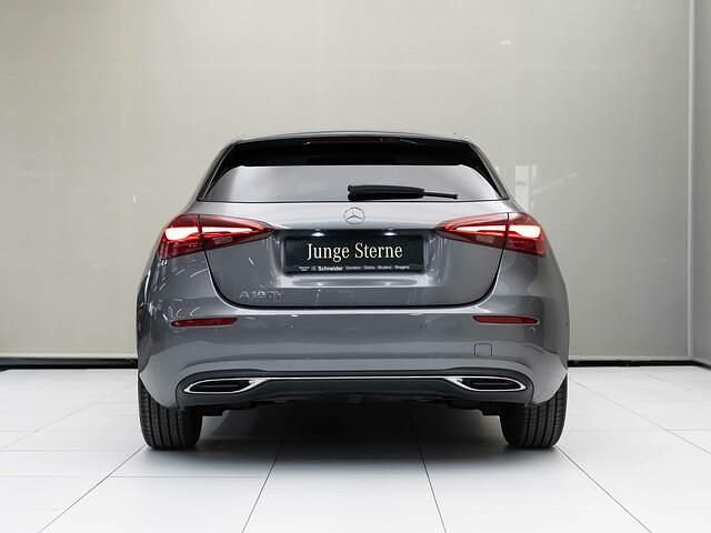 Gebraucht Mercedes A180 Progressive 116 PS (85 kW) 2023 Grau Limousine