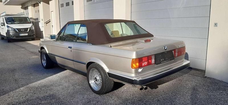 Gebraucht BMW 325 170 PS (125 kW) 1990 Bronze Cabrio