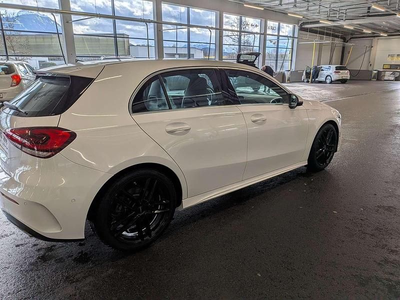 Gebraucht Mercedes A200 163 PS (119 kW) 2020 Weiß Limousine