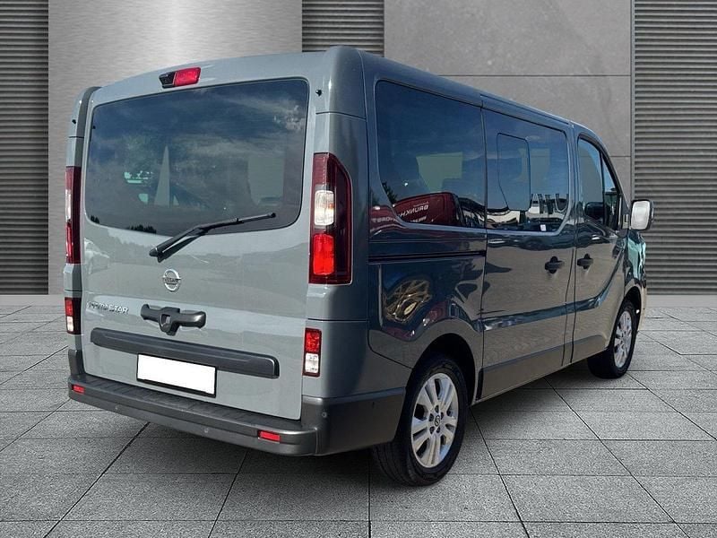 Gebraucht Nissan Primastar Tekna 150 PS (110 kW) 2024 Grau Van / Kleinbus