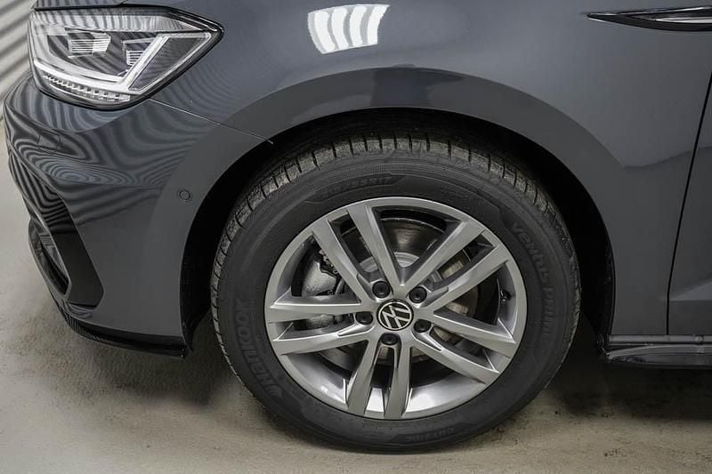 Neu VW Touran R-line 150 PS (110 kW) 2026 Van / Kleinbus