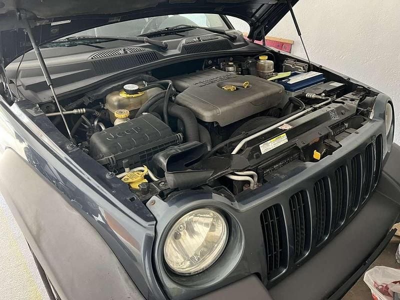 Gebraucht Jeep Cherokee Sport 143 PS (105 kW) 2001 SUV