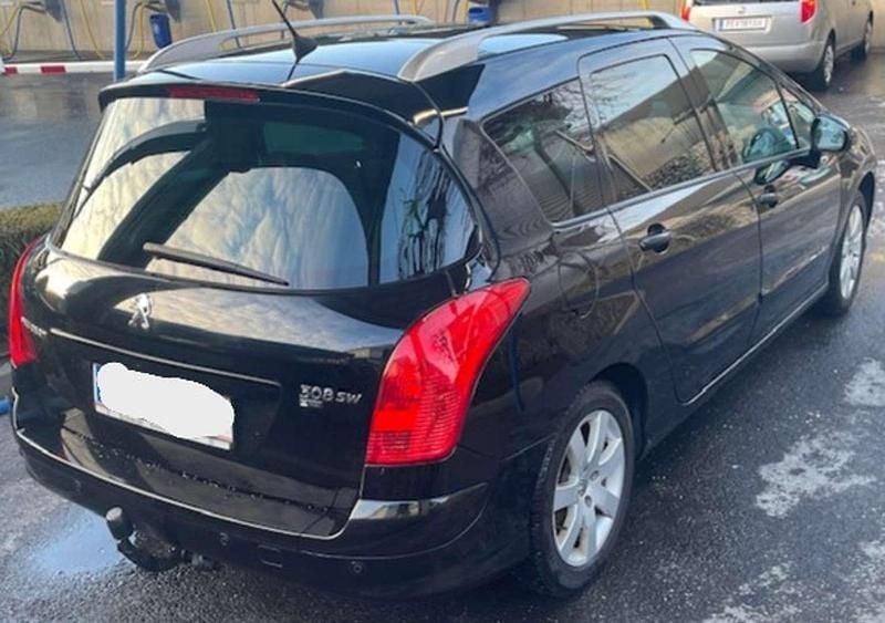 Gebraucht Peugeot 308 SW 111 PS (81 kW) 2012 Schwarz Kombi