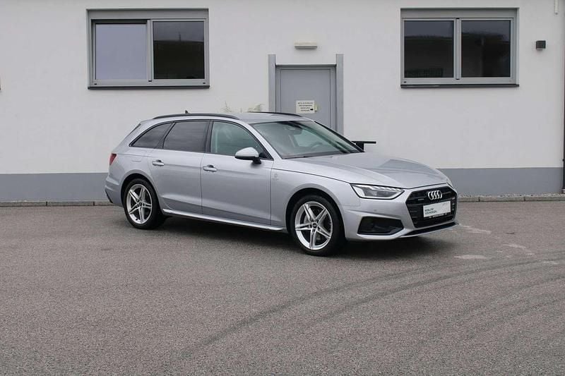 Gebraucht Audi A4 Advanced 204 PS (150 kW) 2021 Silber  metallic Kombi