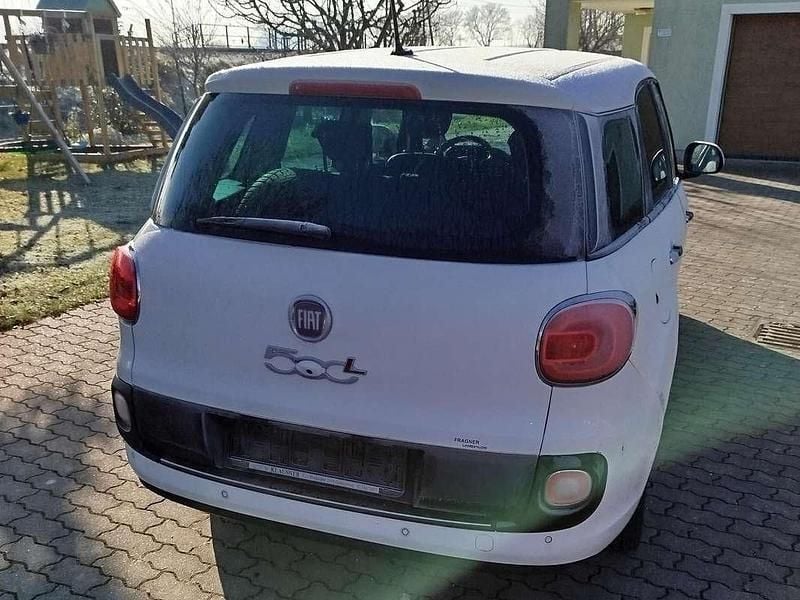 Gebraucht Fiat 500L Living 120 PS (88 kW) 2014 Weiß Van / Kleinbus