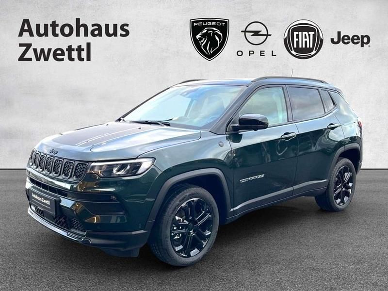 Grün Neu 2025 Jeep Compass North SUV | € 36.980 (Fairer Preis) - Bild 1/4