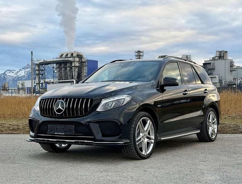 Gebraucht Mercedes GLE350 AMG line 258 PS (189 kW) 2017 SUV