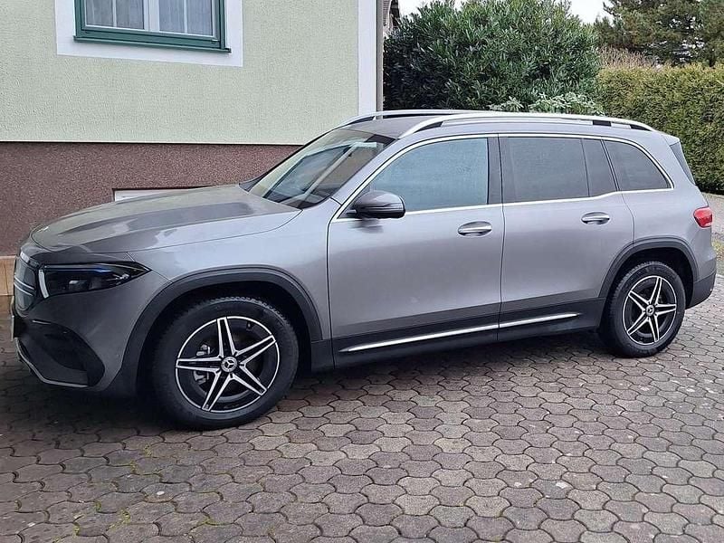 Gebraucht Mercedes EQB300 AMG line 167 kW (228 PS) 2023 Grau SUV