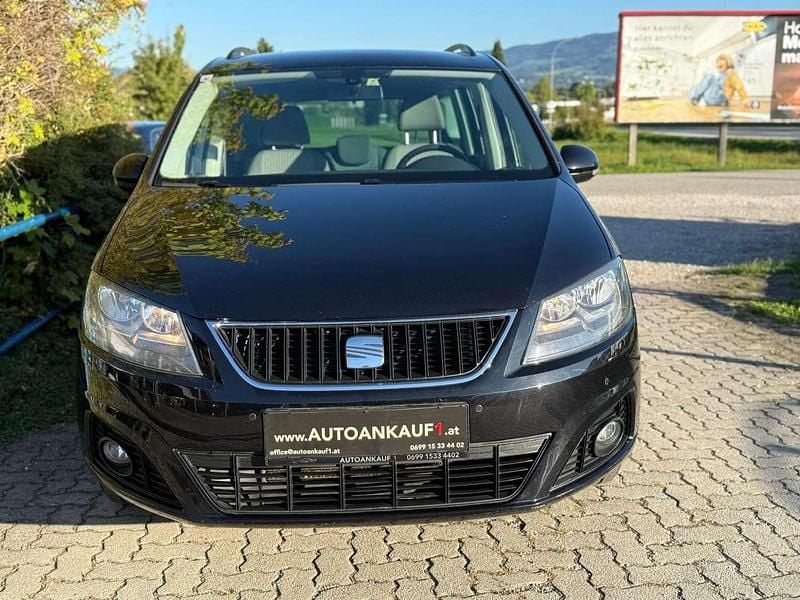 Schwarz Gebraucht 2012 Seat Alhambra Van / Kleinbus | € 6.999 (Fairer Preis) - Bild 1/4