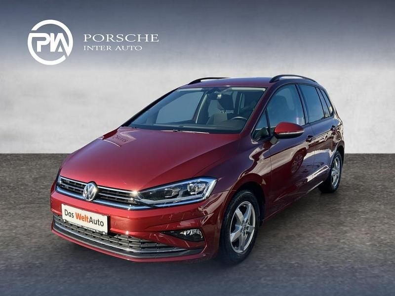Gebraucht VW Golf VII Comfortline 110 PS (80 kW) 2018 Rot Limousine