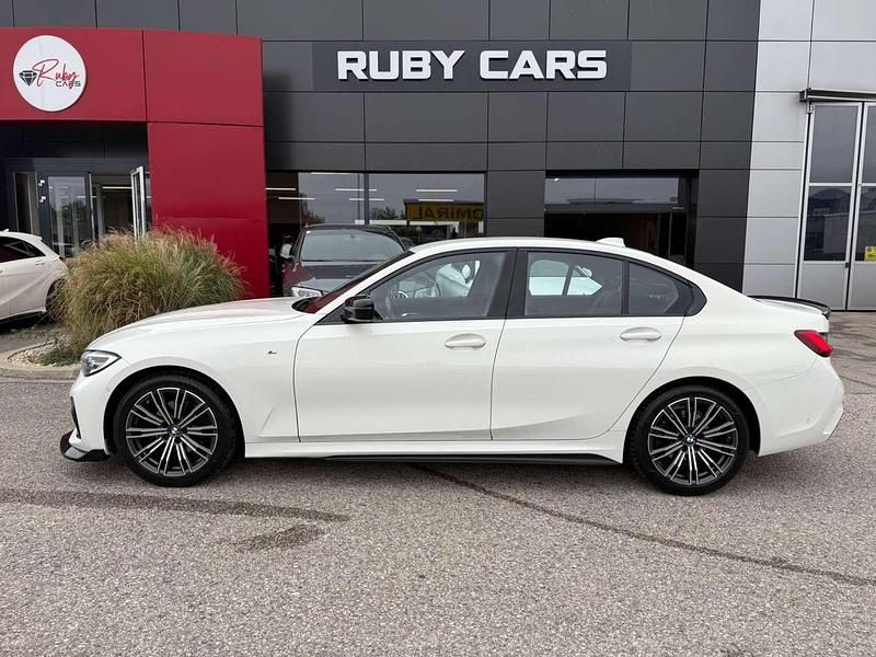 Gebraucht BMW 320 M Sport 190 PS (139 kW) 2019 Weiß Limousine