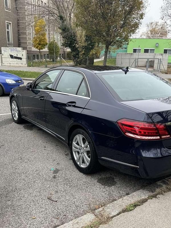 Gebraucht Mercedes E300 Avantgarde 231 PS (169 kW) 2013 Limousine