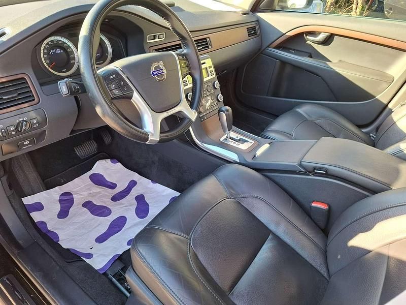 Schwarz Gebraucht 2010 Volvo S80 Summum Limousine | € 11.590 - Bild 1/4