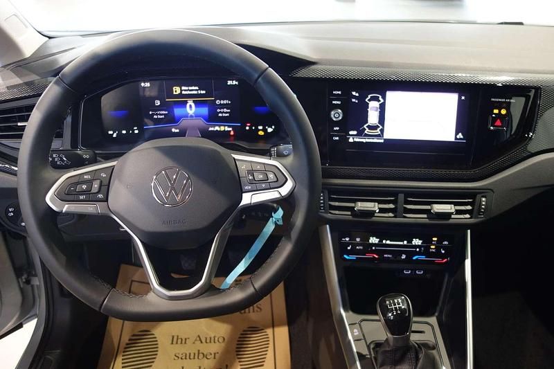 Gebraucht VW Polo Life 95 PS (69 kW) 2024 Grau Kleinwagen