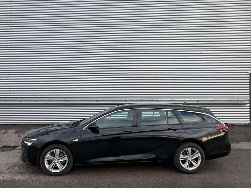 Gebraucht Opel Insignia Business Elegance 122 PS (89 kW) 2021 Schwarz Kombi