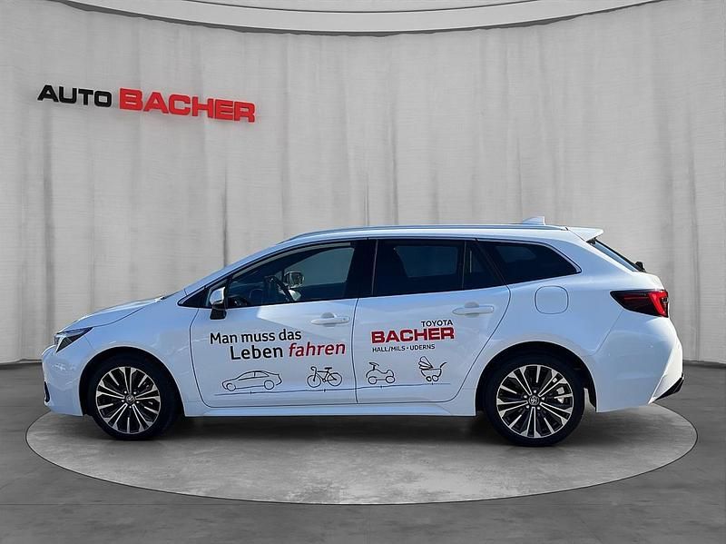 Gebraucht Toyota Corolla Active 98 PS (72 kW) 2024 Weiß Kombi