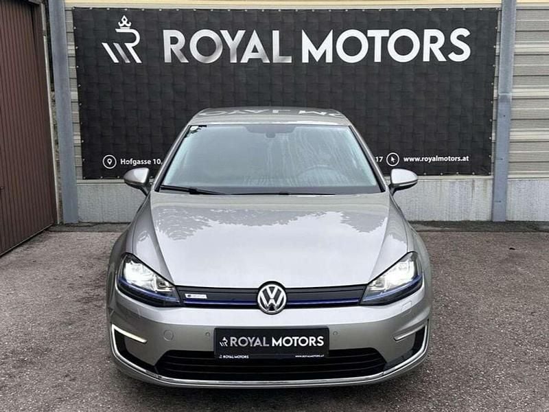 Gebraucht VW e-Golf 85 kW (116 PS) 2017 Silber Kleinwagen