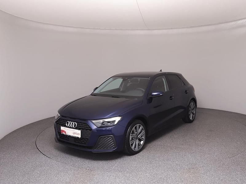 Mittelblau metallic Neu 2025 Audi A1 Sportback Kleinwagen | € 26.290 (Fairer Preis) - Bild 1/4