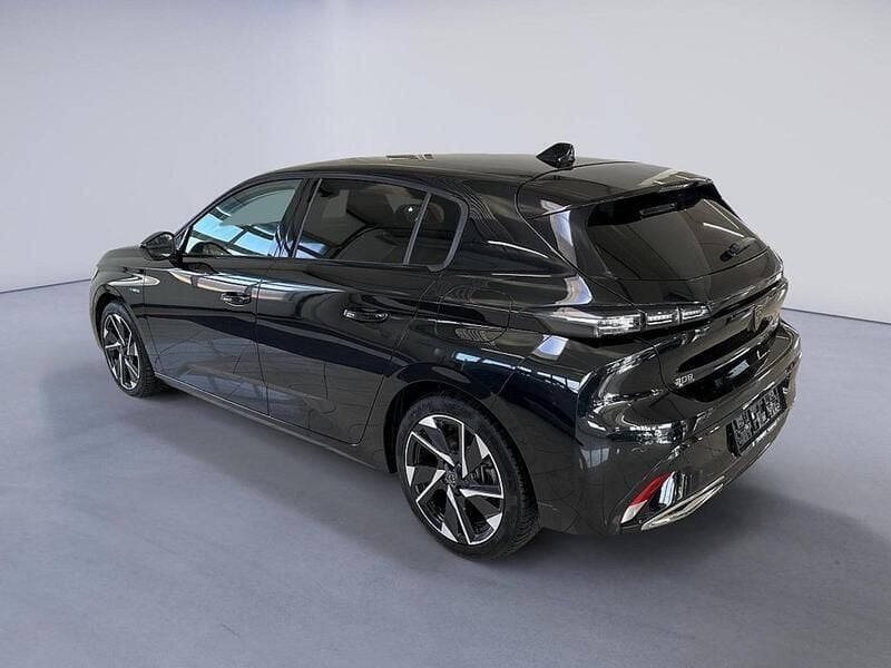 Gebraucht Peugeot 308 Allure 150 PS (110 kW) 2022 Schwarz Limousine