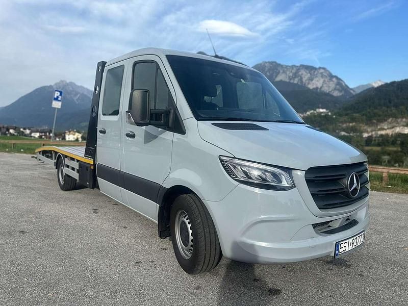 Grau Gebraucht 2024 Mercedes Sprinter Van | € 47.500 (Superpreis) - Bild 1/4