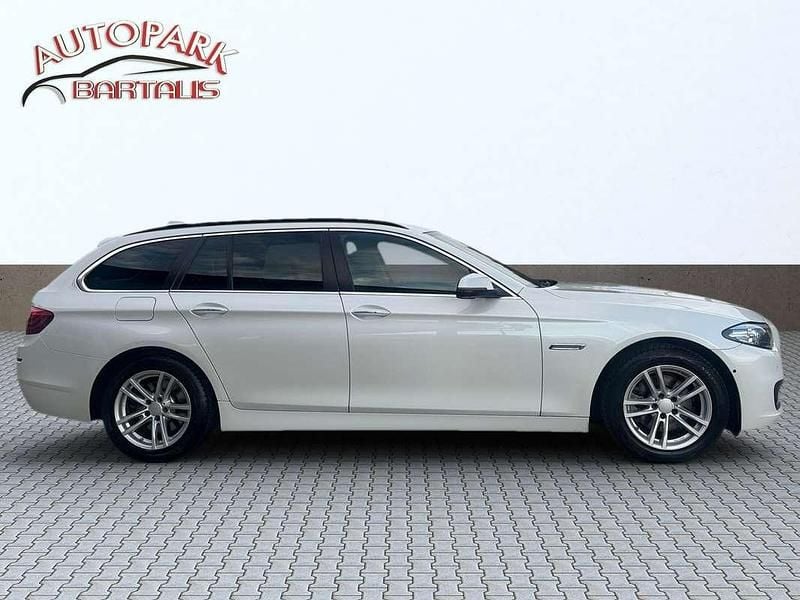 Gebraucht BMW 520 Performance 190 PS (139 kW) 2016 Weiß Kombi