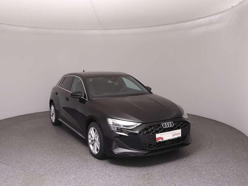 Gebraucht Audi A3 Ambiente 116 PS (85 kW) 2025 Schwarz  normal Limousine