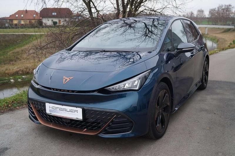 Blau Gebraucht 2022 Cupra Born Kleinwagen | € 21.490 (Etwas zu teuer) - Bild 1/4