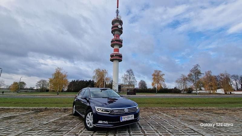 Gebraucht VW Passat Highline 150 PS (110 kW) 2017 Blau Kombi