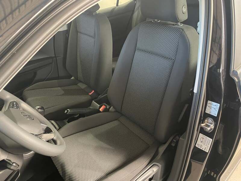 Neu VW T-Cross 95 PS (69 kW) 2025 Schwarz  metallicperleffektno SUV