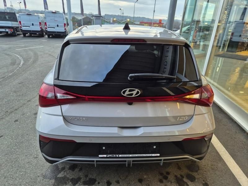 Neu Hyundai i20 77 PS (56 kW) 2025 Grau Limousine