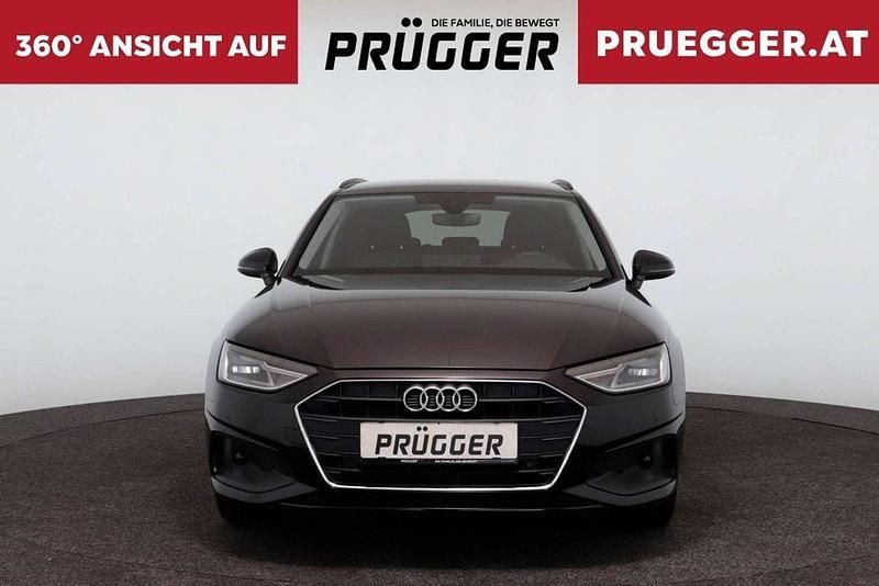 Gebraucht Audi A4 163 PS (119 kW) 2022 Schwarz Kombi